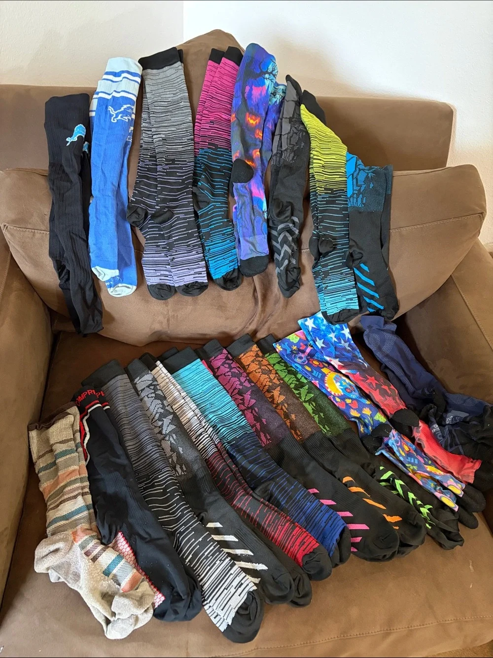 Bundle of 20 Assorted Multicolor Compression Active Socks